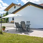 Mit Bergblick Apartment Edling