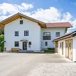 Mit Bergblick Apartament