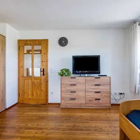Apartment Mit Bergblick Edling